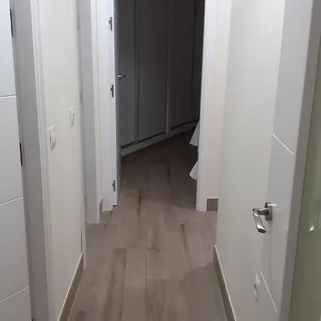 Apartamento Amplío Piso Al Lado De La Playa En