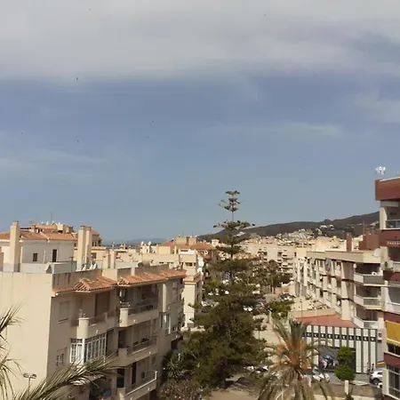Apartamento Amplío Piso Al Lado De La Playa En *