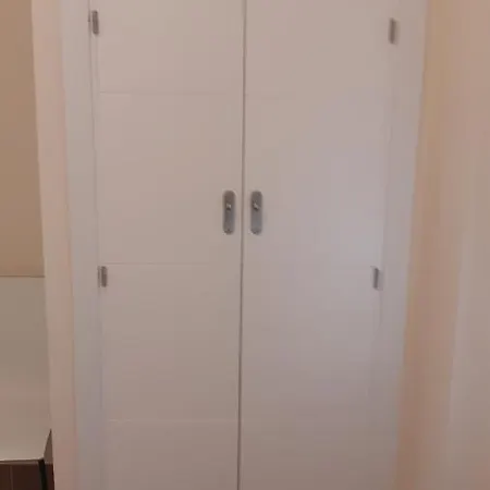 Apartment Amplio Piso Al Lado De La Playa En