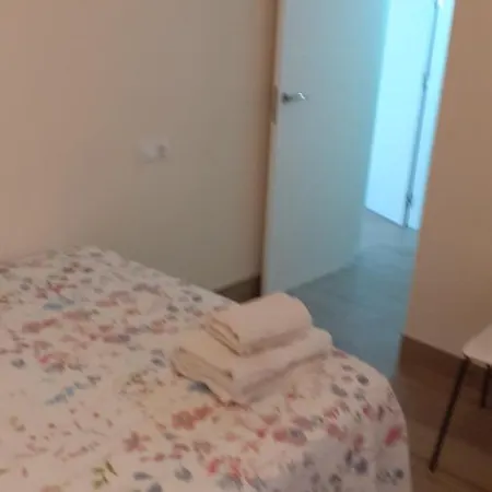 Amplio Piso Al Lado De La Playa En Nerja